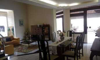 Imagem 3: Alugo linda casa duplex ao lado da Avenida Litorânea com 05 suítes