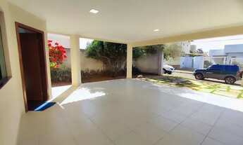 Imagem 2: Casa em Condomínio para Venda em Brasília, Região dos Lagos (Sobradinho), 4 dormitórios, 2