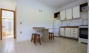 Imagem 2: Locação anual apto mobiliado em Residencial em frente à Lagoa da Conceição (1 pessoa