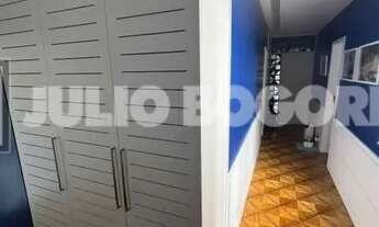 Imagem 5: Leblon, localização privilegiada e nobre, Planta diferenciada com 267 m2, reformado, Frent