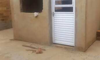 Imagem 2: Vendo Casa com construção ótima oportunidade . Para em vestir ou moradia