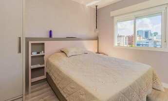 Imagem 6: Apartamento semi mobiliado, 2 dormitórios, 1 suíte e 1 vaga de garagem coberta no bairro M