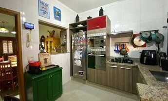 Imagem: Casa com 3 quartos para venda, 200m²