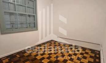 Imagem 6: Apartamento recém-reformado, amplo e bem arejado, localizado em uma das regiões mais desej