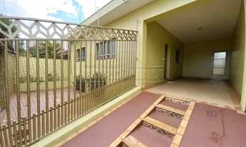 Imagem 2: Casa Sobrado Galpão / depósito com 5 vagas na garagem