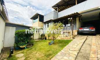 Imagem: Casa reformada, jardim, terraço com espaço