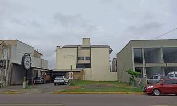 Imagem: Terreno de 220m² em avenida de grande fluxo