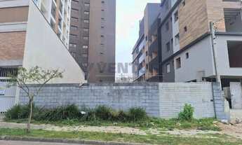 Imagem: Terreno ZC2, resid. E comercial - Centro