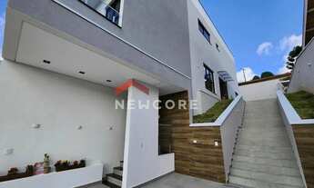 Imagem 3: Casa em Rua Miguel Covello Junior - Vila Matilde - Campos do Jordão/SP