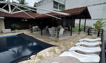 Imagem: Ampla Casa à Venda 360m², 3 Quartos (2