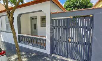 Imagem: Casa de rua - / Residencial / Centro