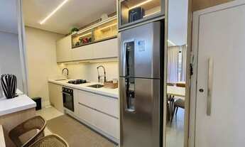 Imagem 5: Apartamento em condomínio de alto padrão a poucos passos do mar, Praia de Palmas/SC