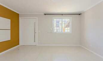 Imagem 5: Sobrado de Frente para Rua no Tingüi 143 m² Privativos