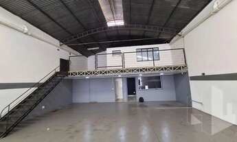 Imagem: Barracão para alugar, 300 m² por R$ 7.858,68/mês