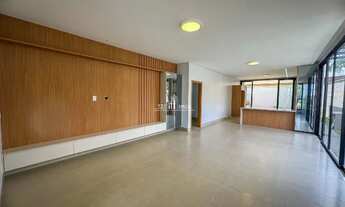 Imagem 2: Casa Subtérrea com 3 Suítes Plenas, completa em armários - Condomínio Vale Verde