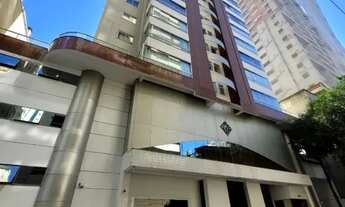 Imagem 2: Apartamento com 3 dormitórios para alugar, 140 m² por R$ 7.703,35/mês - Centro - Balneário