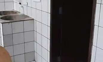 Imagem 6: Comercial: 4 Suítes, 5 WCs, Duas Salas, Coz Ampla, 5 Vagas. Boa para Restaurante, Clínica