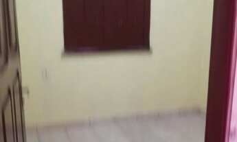 Imagem 7: Alugo uma casa com 2 quartos 1 sala 1 área 1 cozinha 1 banheiro com quintal e 1 garagem