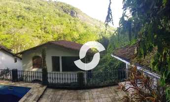 Imagem 2: Casa à venda de 5 quartos com 300 m² em Itaipu - Niterói/RJ