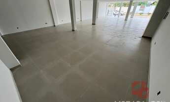 Imagem: Sala Comercial no Centro de Tijucas, 223m²