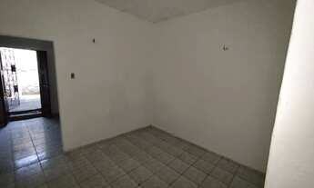 Imagem 6: Vende-se tudo ou aluga-se a casa de baixo