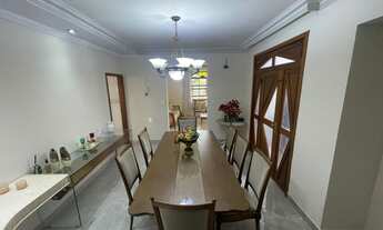 Imagem 6: Casa para venda possui 297 metros quadrados com 4 quartos em Santa Amélia - Belo Horizonte