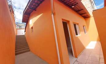 Imagem 3: Casa com 2 dormitórios para alugar, 54 m² por R$ 950,00/mês - Céu Azul - Belo Horizonte/MG