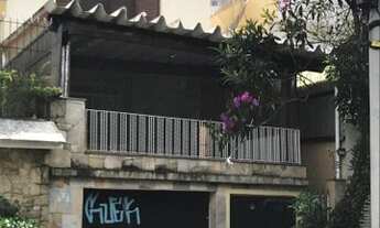 Imagem: Sobrado com 03 Dormitórios e 200 M² a