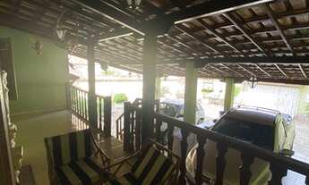 Imagem 2: Casa com 4 Quartos, Jardim e 4 vagas de 576 m2