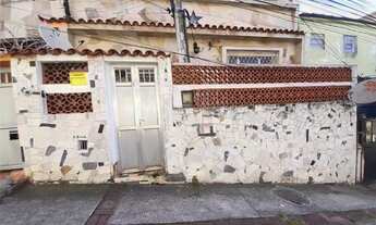 Imagem: Uma casa composta por sala, 2 quartos, banheiro