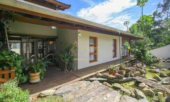 Imagem 2: Jardim Prudência excelente imóvel com piscina, lago com carpas