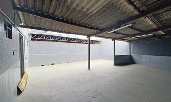 Imagem 3: Galpão/Depósito/Armazém para aluguel e venda possui 270 m2, com 3 quartos, sendo uma suíte