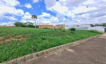 Imagem 2: Terreno no Resid. Bongiovani, 180 m² por R$ 110.000 !!