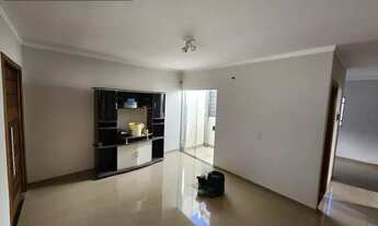 Imagem 2: Ótima casa no Vanuire com 2 dormitórios + edícula completa