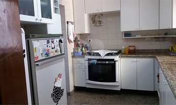 Imagem 3: Apartamento de 220 m². 4 dormitórios, 03 usites, 5 banheiros,3 vagas, lareira, alto padrão