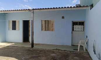 Imagem: QR 201, Lote com Casa de Fundo 2 quartos