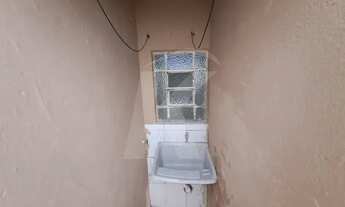 Imagem 5: Casa com quarto, cozinha e banheiro