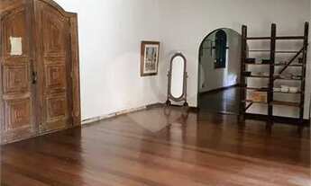 Imagem 2: Excelente casa para residencia ou comércio. Com 510 m² de área e 2149 de área toral. a 200