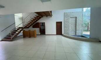 Imagem 7: Casa de condominío próx ao Vale dos Cristais c/ 4qts, send 2suítes, 5brs, 4vgs, churrqr, p