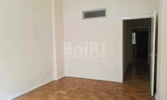 Imagem 4: EXCELENTE QUARTOS E SALA AMPLO E AREJADO ÓTIMA LOCALIZAÇÃO