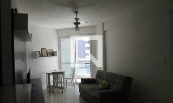 Imagem 1: Apartamento para Aluguel - Armação, 2 Quartos, 72 m2