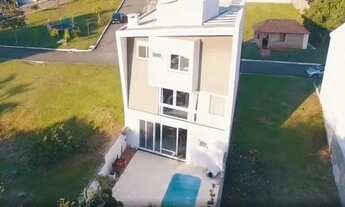 Imagem 5: Casa para Venda - 296m², 3 dormitórios, sendo 1 suites, 3 vagas - Vila Nova, Porto Alegre