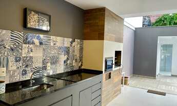 Imagem 3: Casa alto padrão com 4 suítes + dep. e piscina à venda no Jardim Guanabara