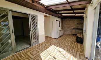 Imagem 2: Alugo Casa com 3 peças (leia todo o anúncio