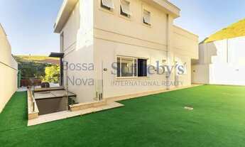 Imagem 2: Casa moderna e semimobiliada