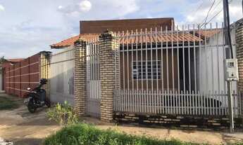 Imagem 2: Casa sobrado com 3 quartos - Bairro Residencial Despraiado em Cuiabá