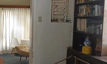 Imagem 4: Casa com 6 quartos (1 suíte) e terreno - B. Centro - Petrópolis, RJ