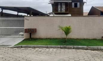 Imagem: CASA DE MADEIRA COM PISCINA 6 QUARTOS