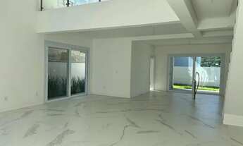 Imagem 3: Casa para Venda em Florianópolis, Ingleses do Rio Vermelho, 4 dormitórios, 4 suítes, 1 ban