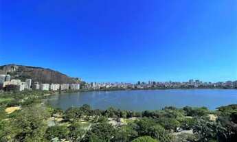 Imagem 2: Cobertura Frontal Mar - 3 ou 4 quartos suíte dependecias terraço piscina